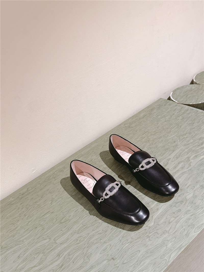 roger u1u1er embellished leather loafers in black