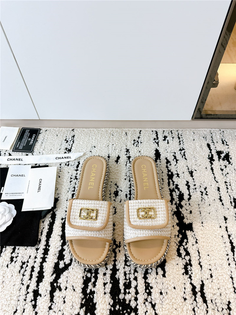 Ch**el tweed beige calfskin slippers