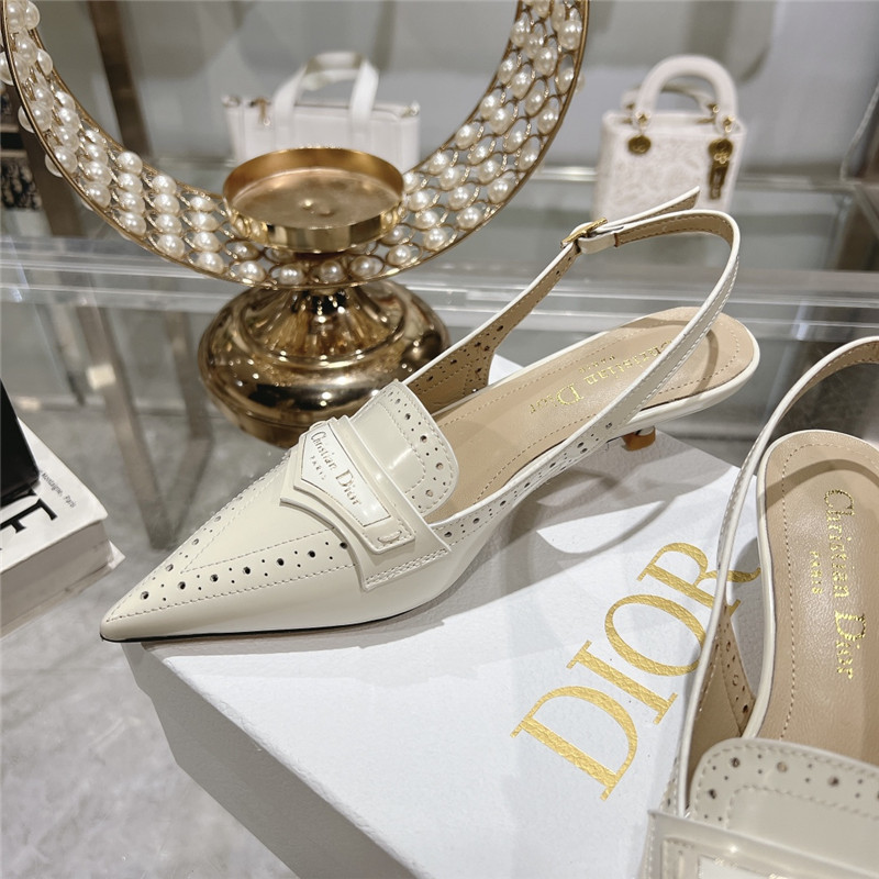 D10r boy slingback pump white