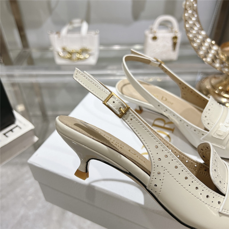 D10r boy slingback pump white