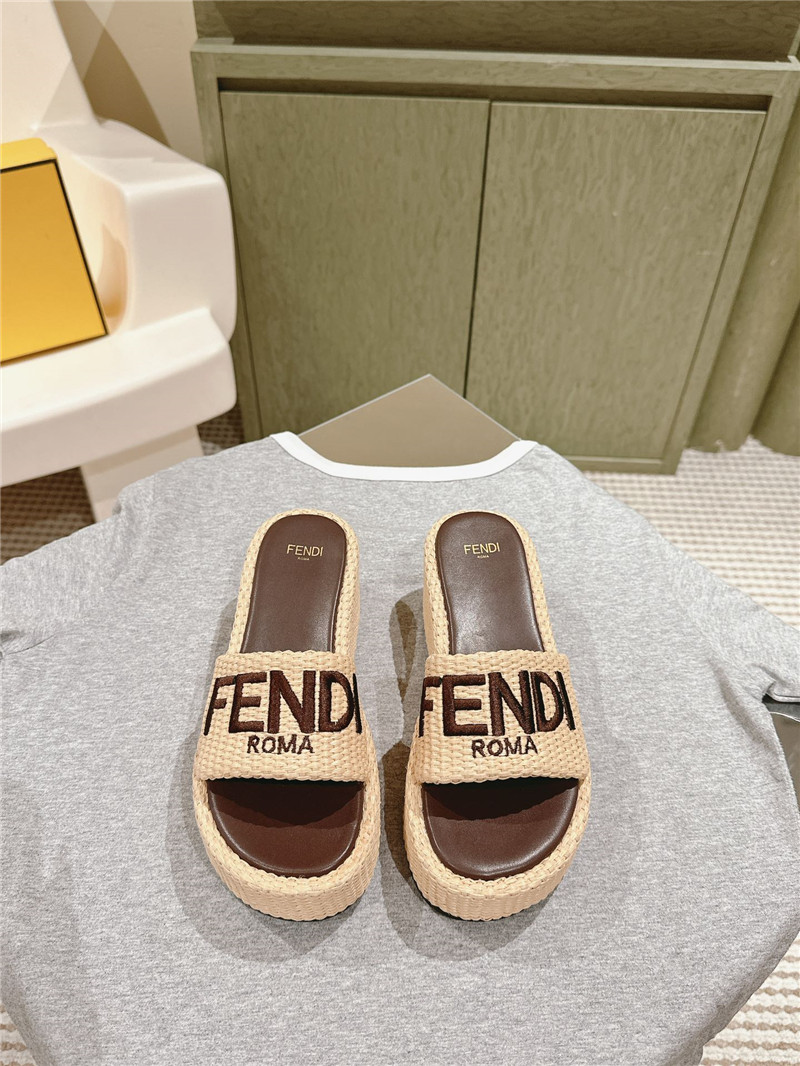 F**di sunshine platform slides