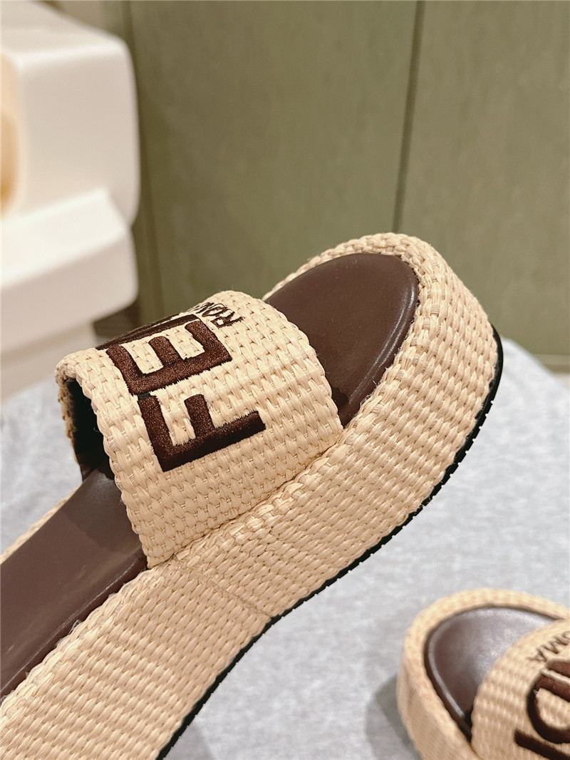F**di sunshine platform slides