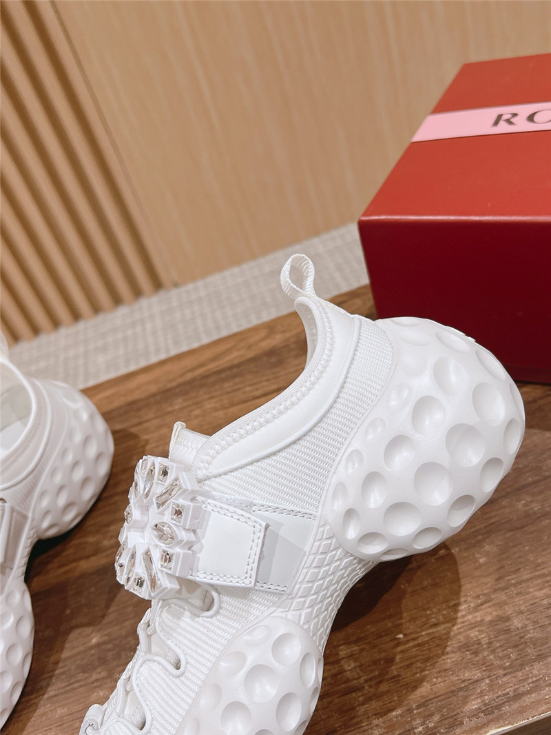 roger u1u1er viv’ run light trekky sneakers white