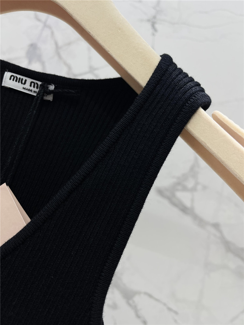 M1um1u letter jacquard design ribbed vest replica d&g clothing
