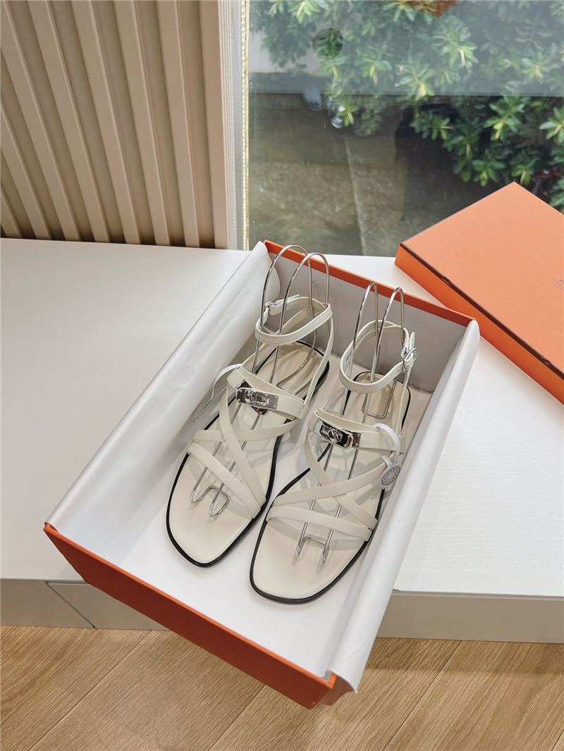 H**me5 june sandals white