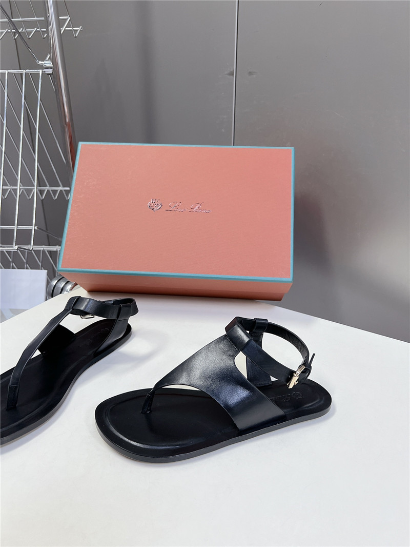 L0r0 P1ana trani open-toe sandals in black