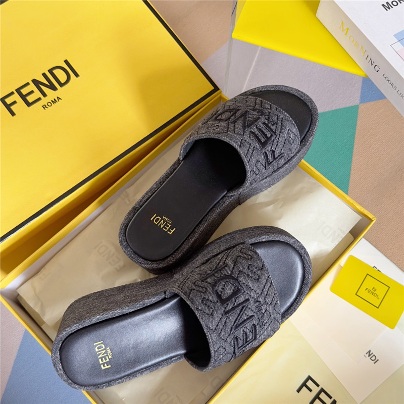 F**di sunshine gray platform sandals