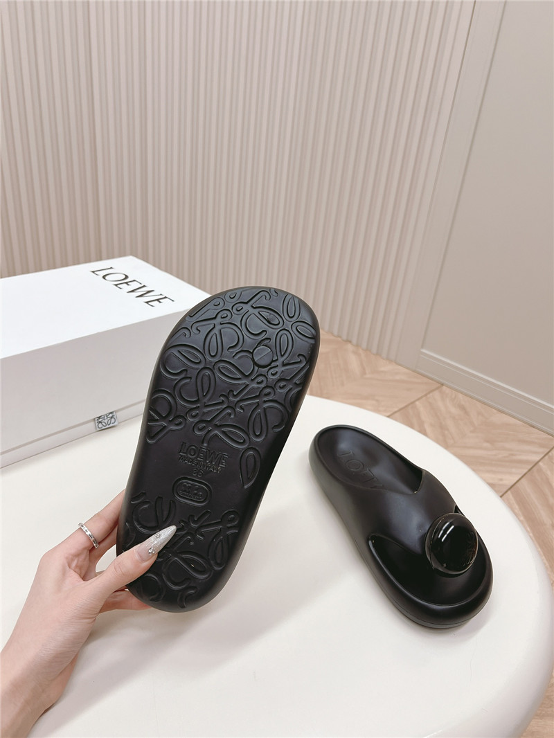 L0ew* bubble thong slide women in black