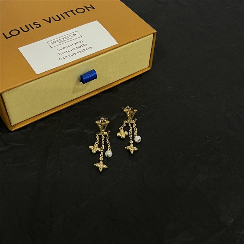 l0vis Vvtt0n lv new earrings