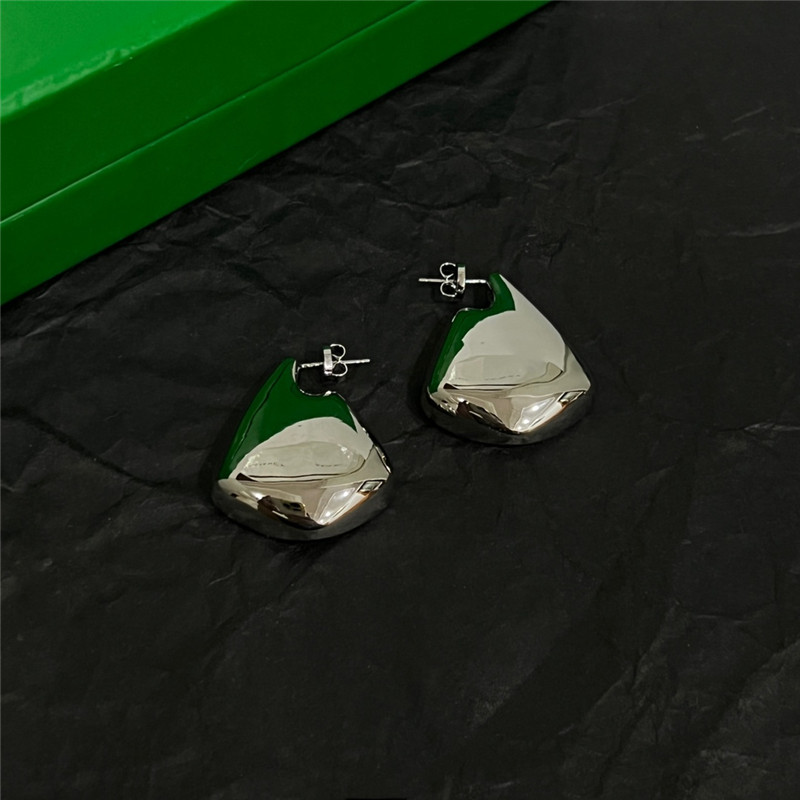 b0tt*ga Ven*ta new earrings