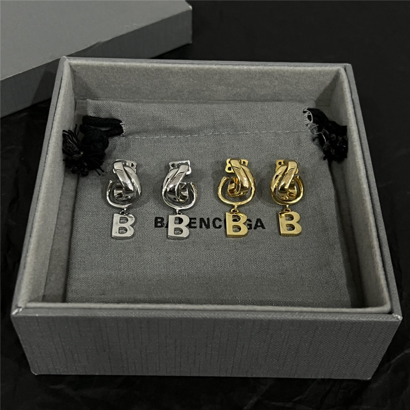 Ba1en*iaga new earrings