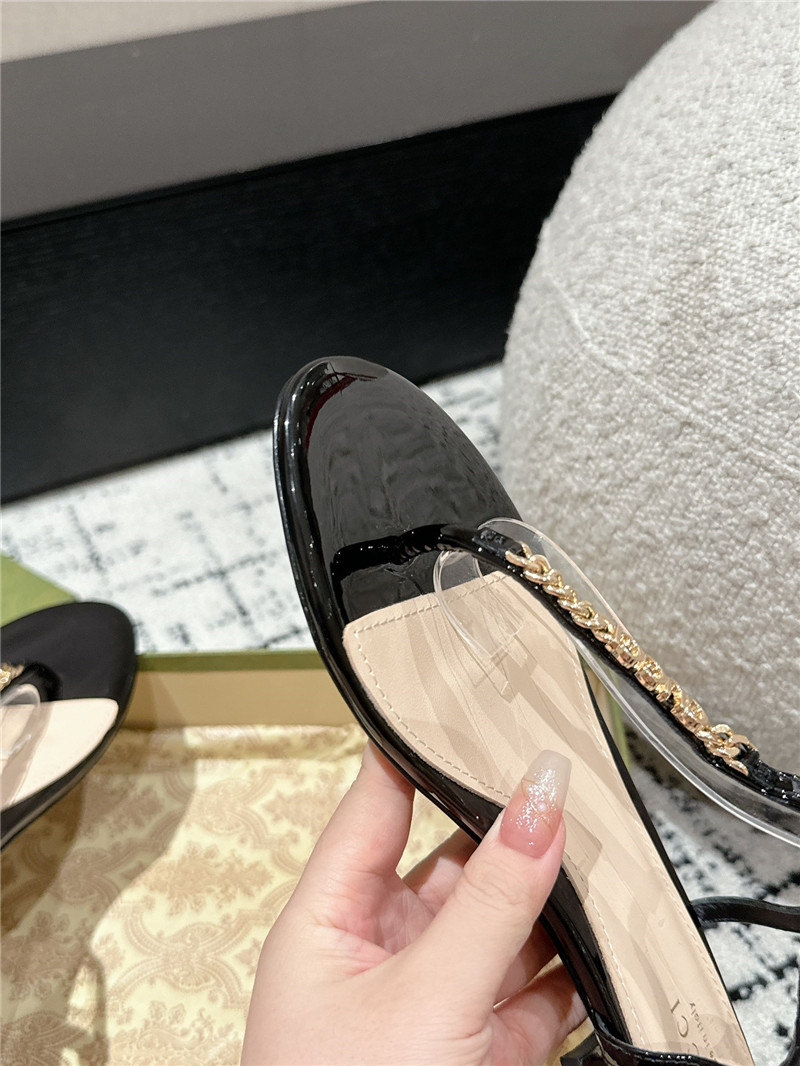 Gvc*1 signoria thong sandal black patent leather