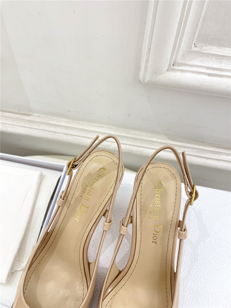 D10r tribales slingback pump beige patent calfskin