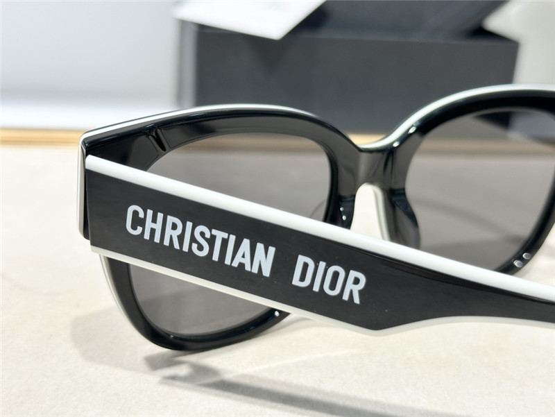 D10r butterfly frame sunglasses