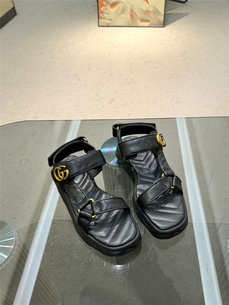 Gvc*1 double g strappy house sandals in black quilted leather