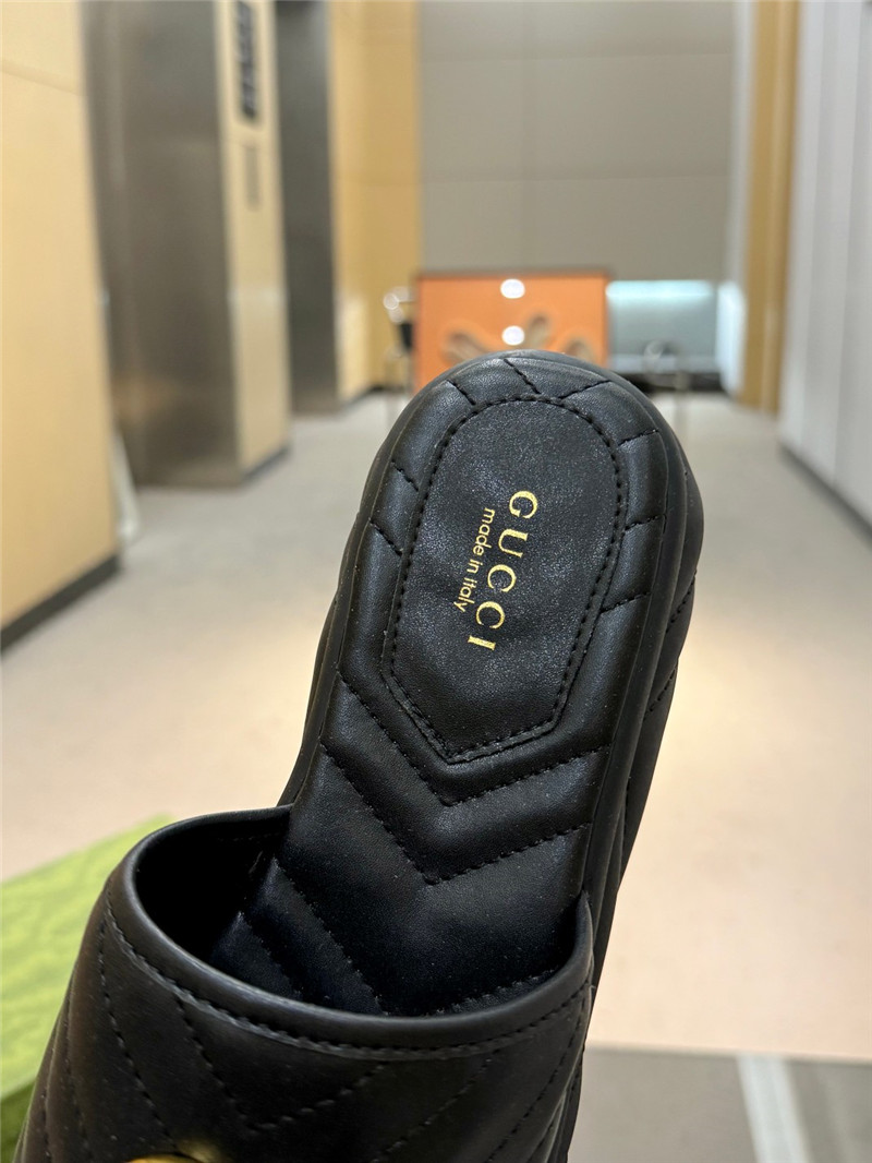 Gvc*1 gg marmont black quilted leather slide sandals