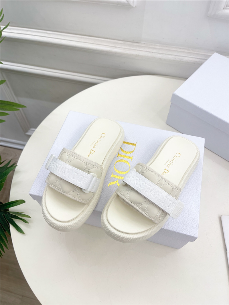 Dio(r)evolution Slide Glitter Tech White Quilted Leather