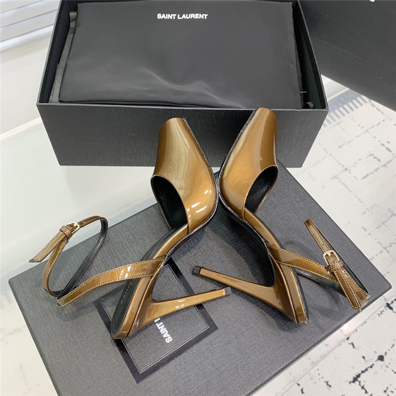 Sa1nt Lau*nt la scandale sandals in macadamia patent leather