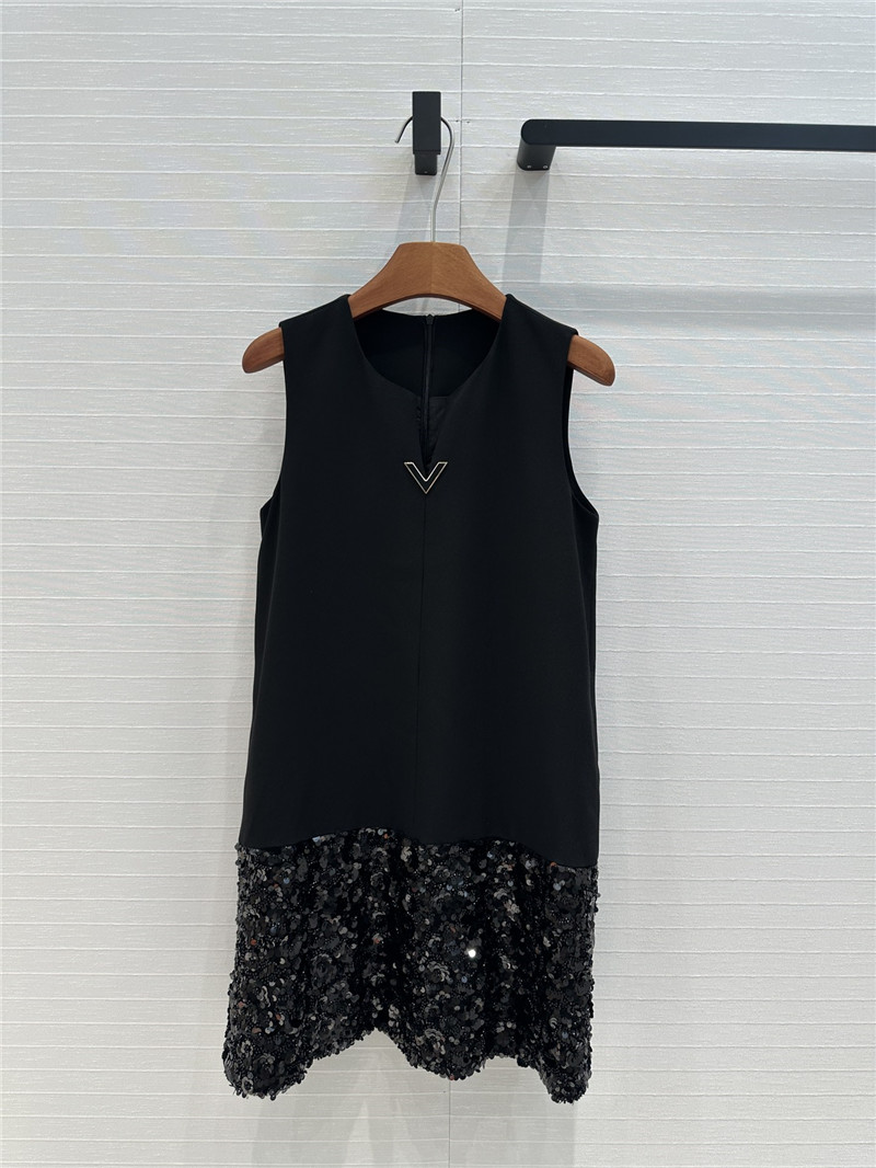 Va1e*ntin0 heavy luxury dress replica d&g clothing
