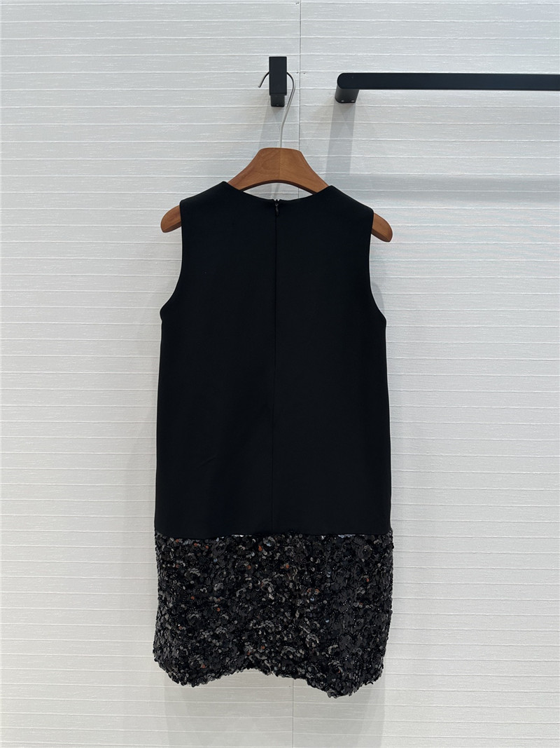 Va1e*ntin0 heavy luxury dress replica d&g clothing