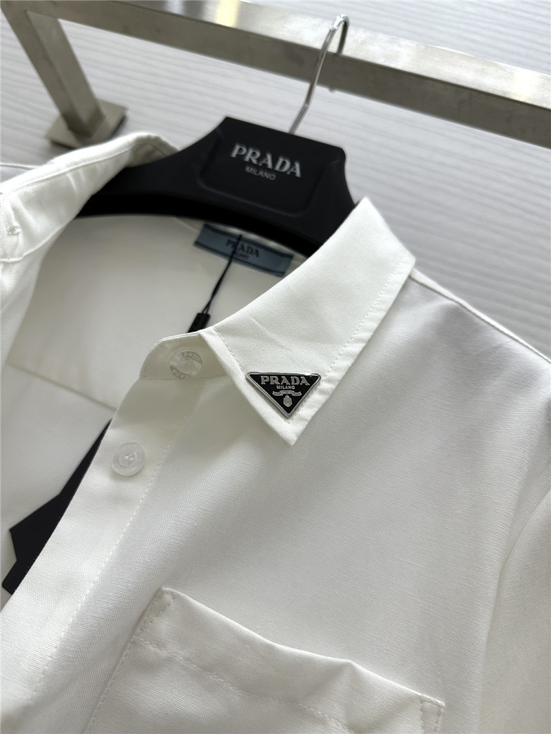 Pra*a triangle logo decoration shirt replica clothing sites