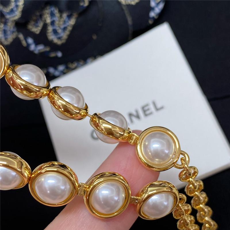 Ch**el pearl double c necklace