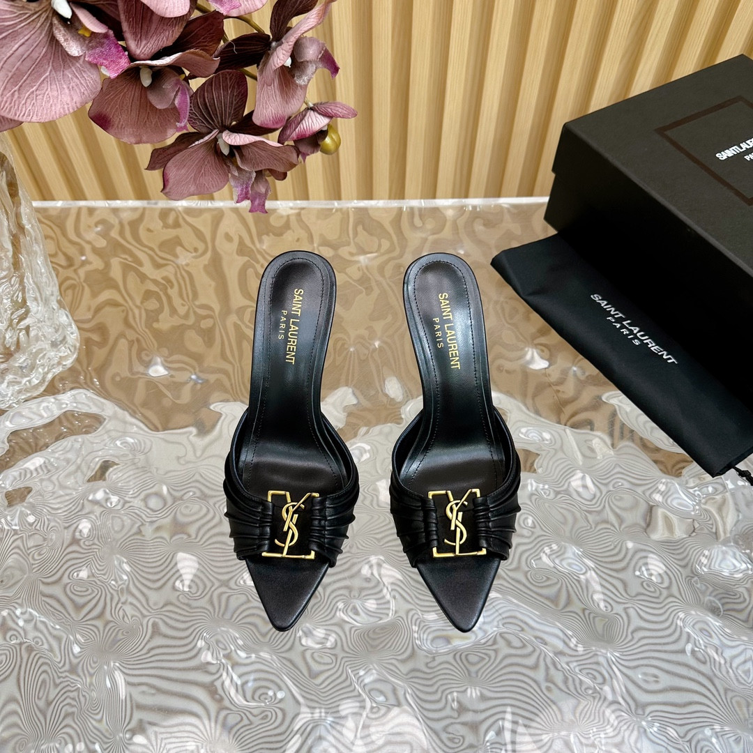 Sa1nt Lau*nt babylone mules in smooth black leather