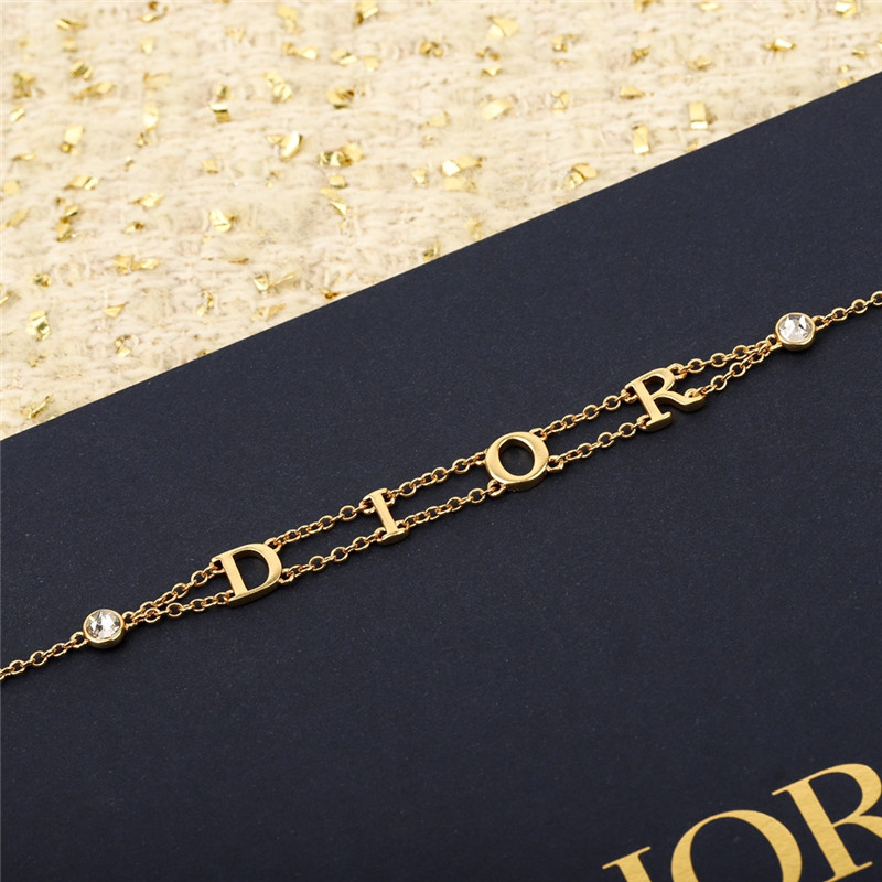D10r double letter necklace