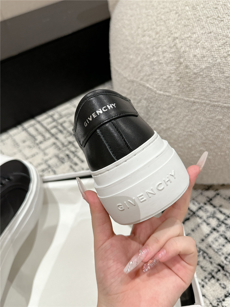 Givenchy City Platform Sneakers in Black