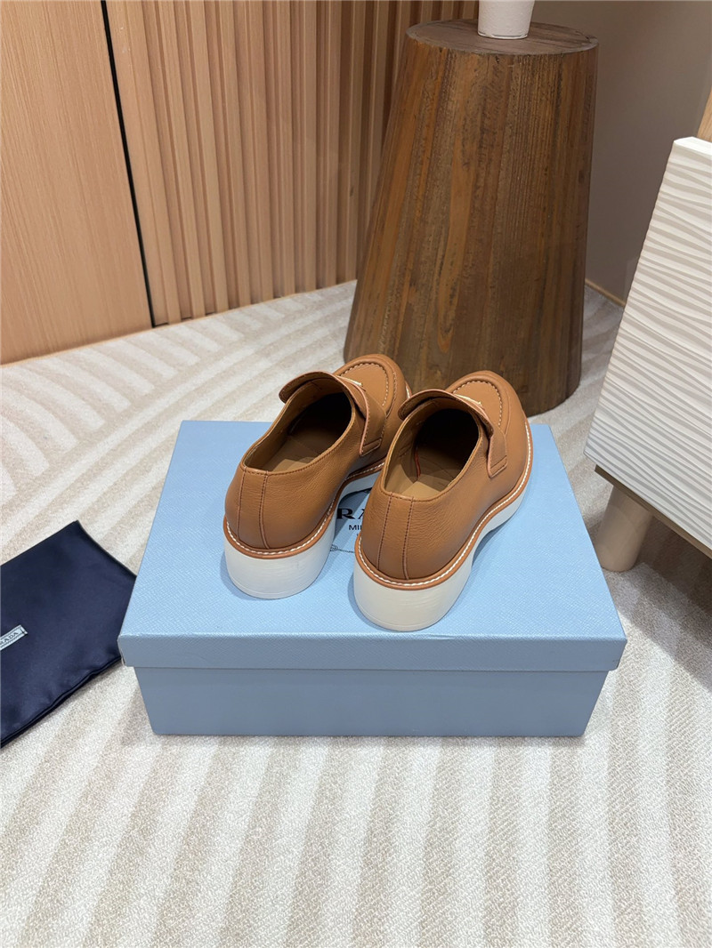 Pra*a beige double chocolate leather loafers