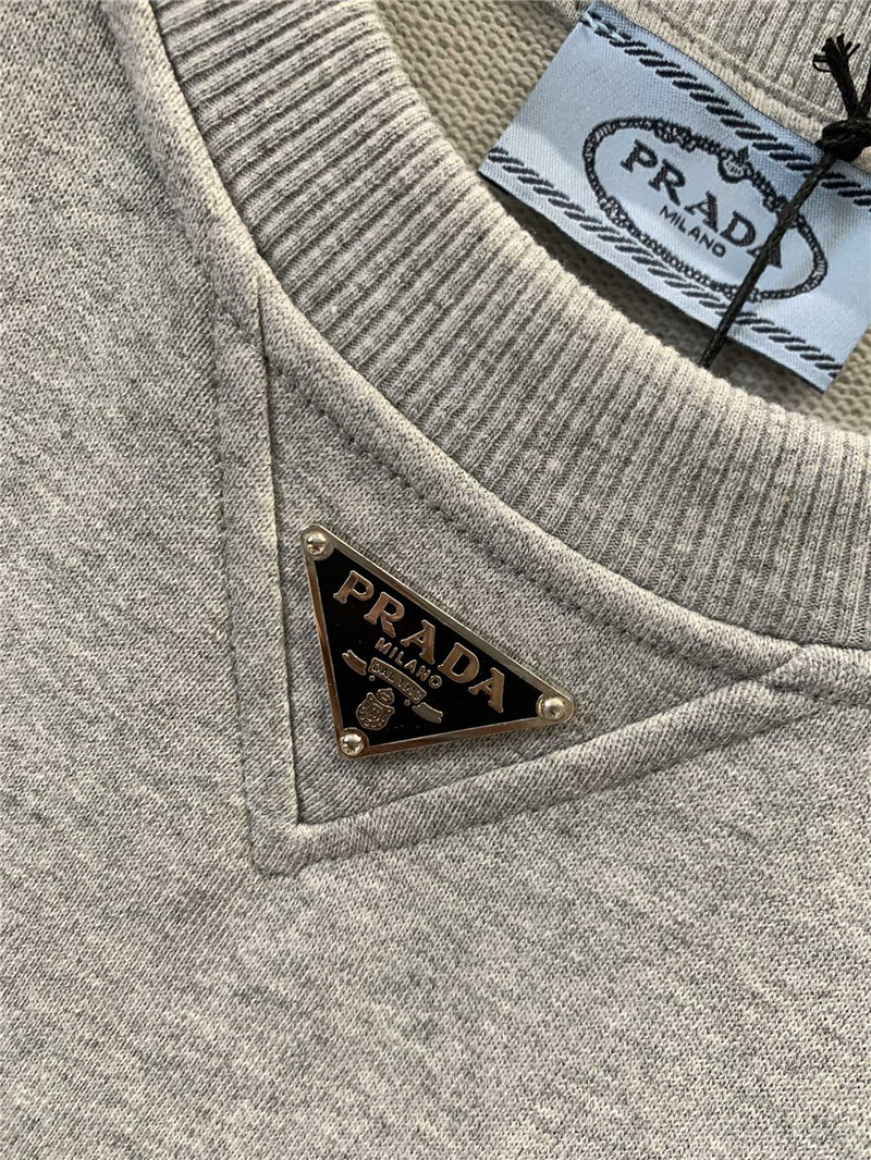 Pra*a round neck long sleeve sweatshirt replica clothing