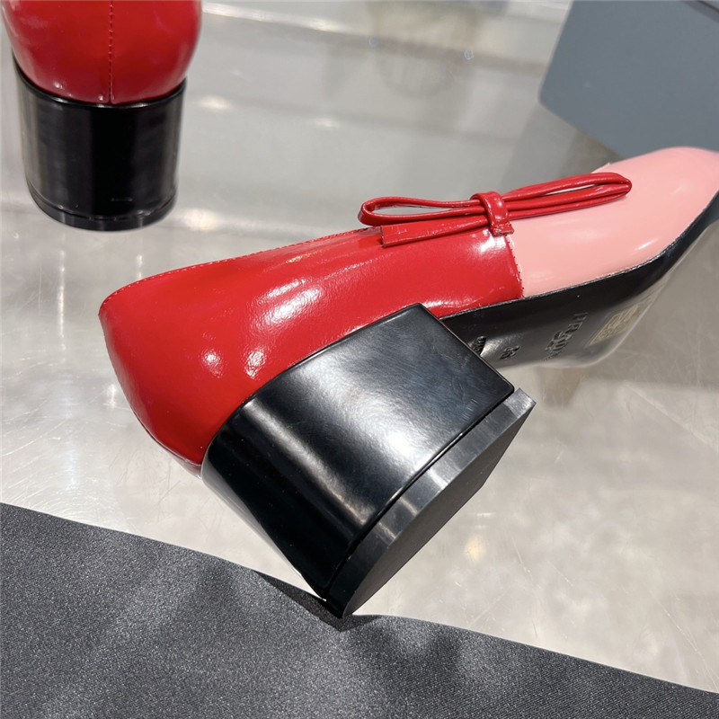 Pra*a chunky pointed pumps in pink and red calfskin