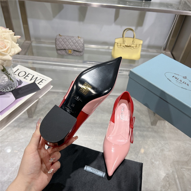 Pra*a chunky pointed pumps in pink and red calfskin