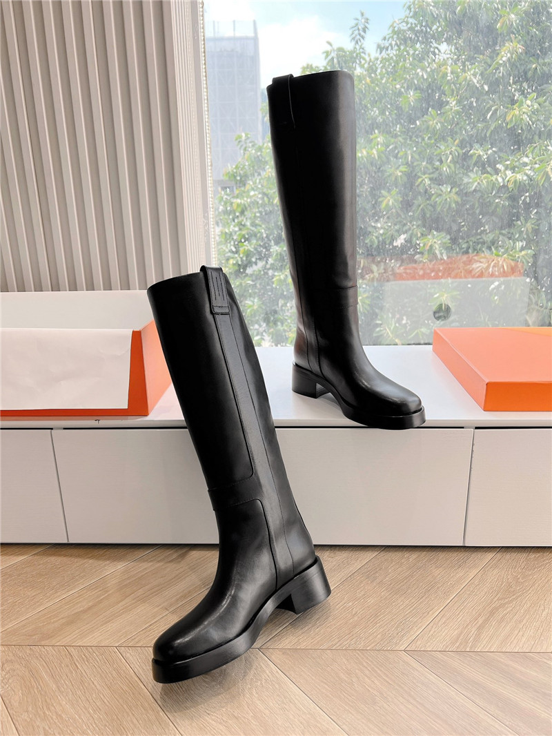 H**me5 black horse boots