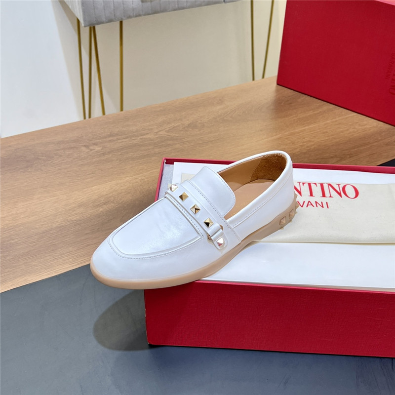 Va1e*ntin0 leisure nappa leather loafer in ivory