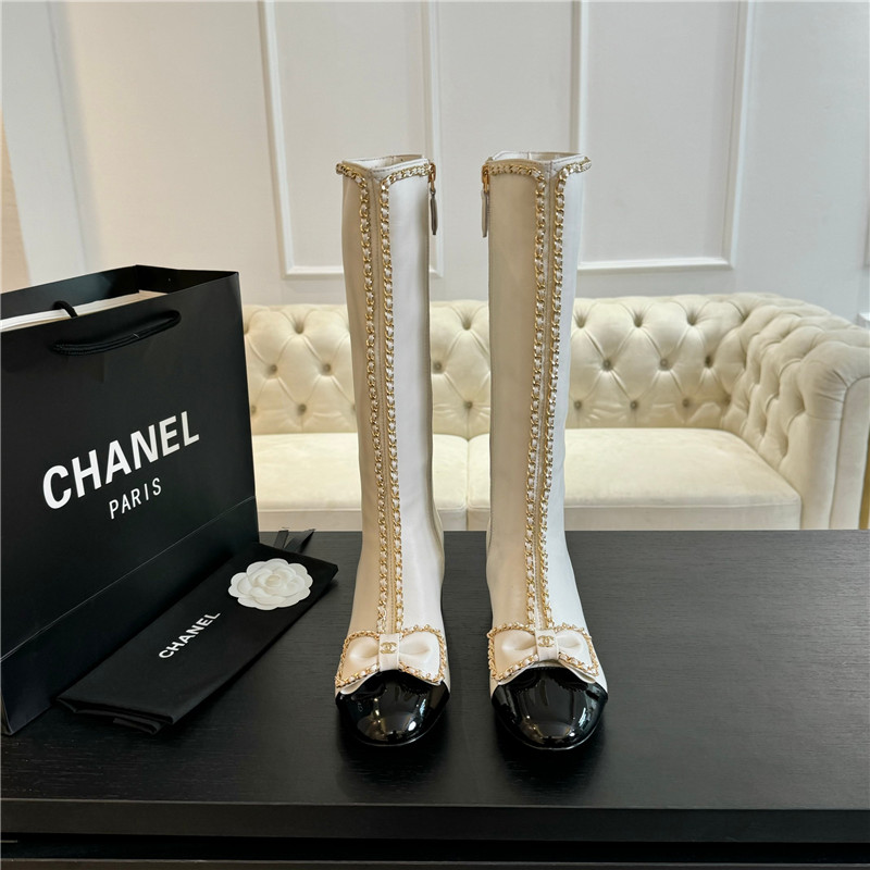 Ch**el calfskin bow patent leather keen high boots