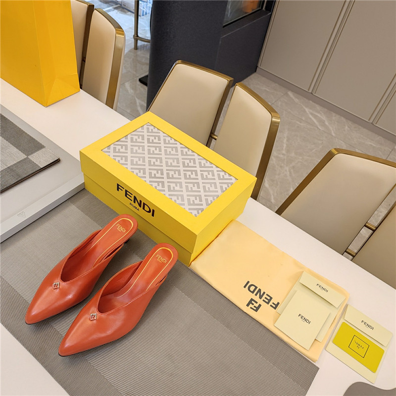F**di ffold low-heeled mule pumps orange leather