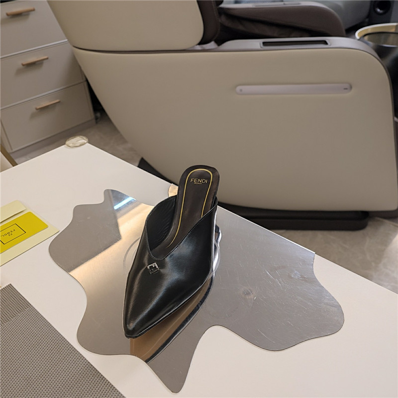 F**di ffold low-heeled mule pumps black leather