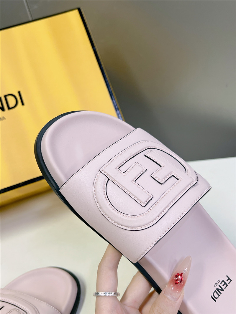 F**di ff baguette leather slides rubber pink