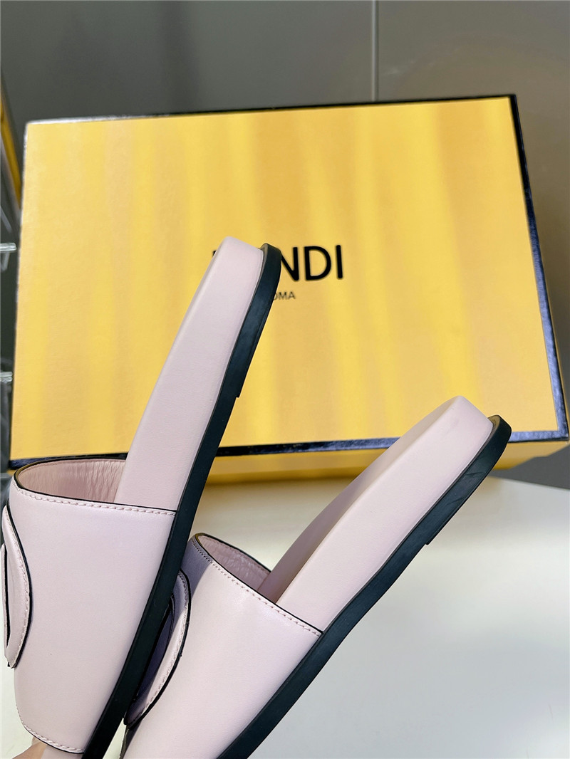 F**di ff baguette leather slides rubber pink