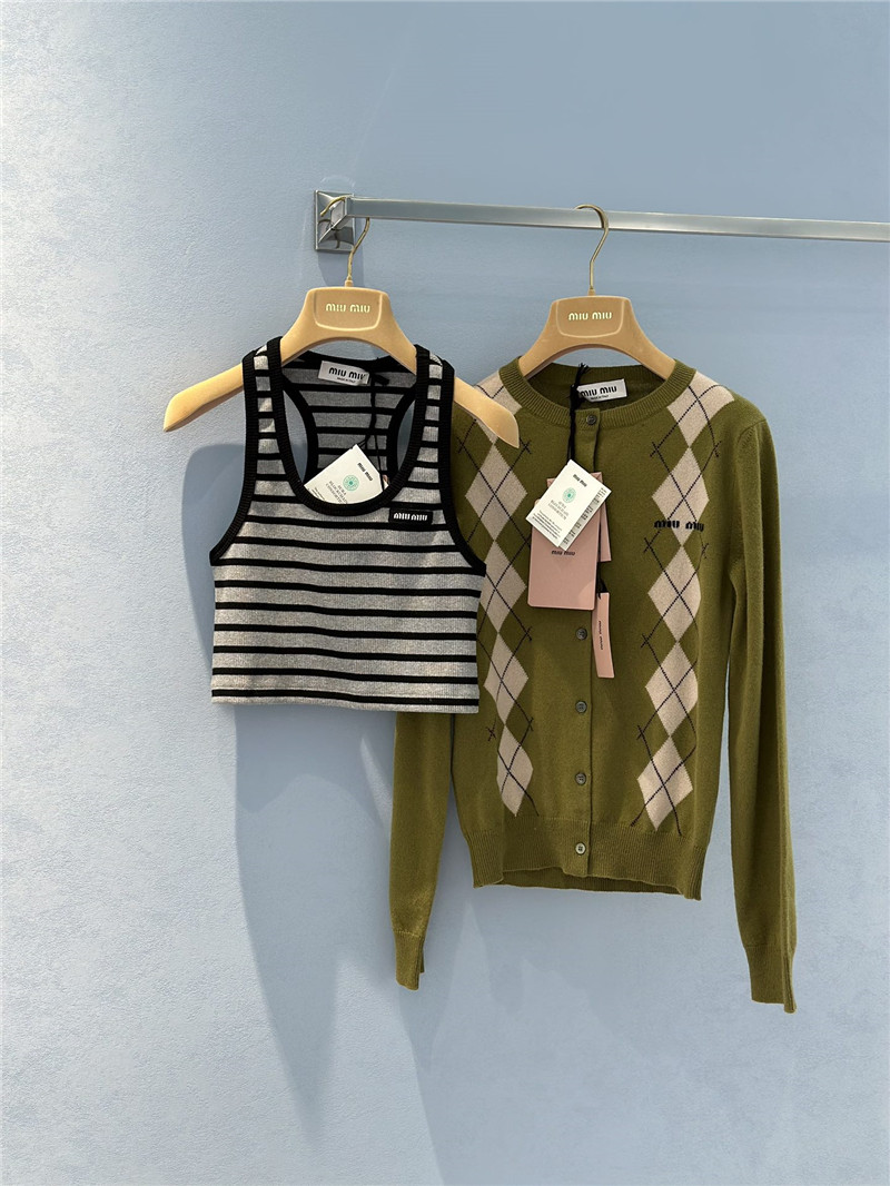 M1um1u black label striped stretch camisole replica d&g clothing