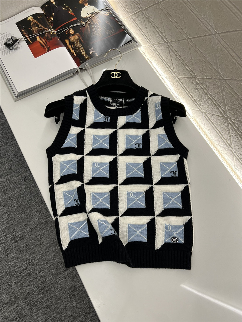 Ch**el new knitted vest replica clothing sites