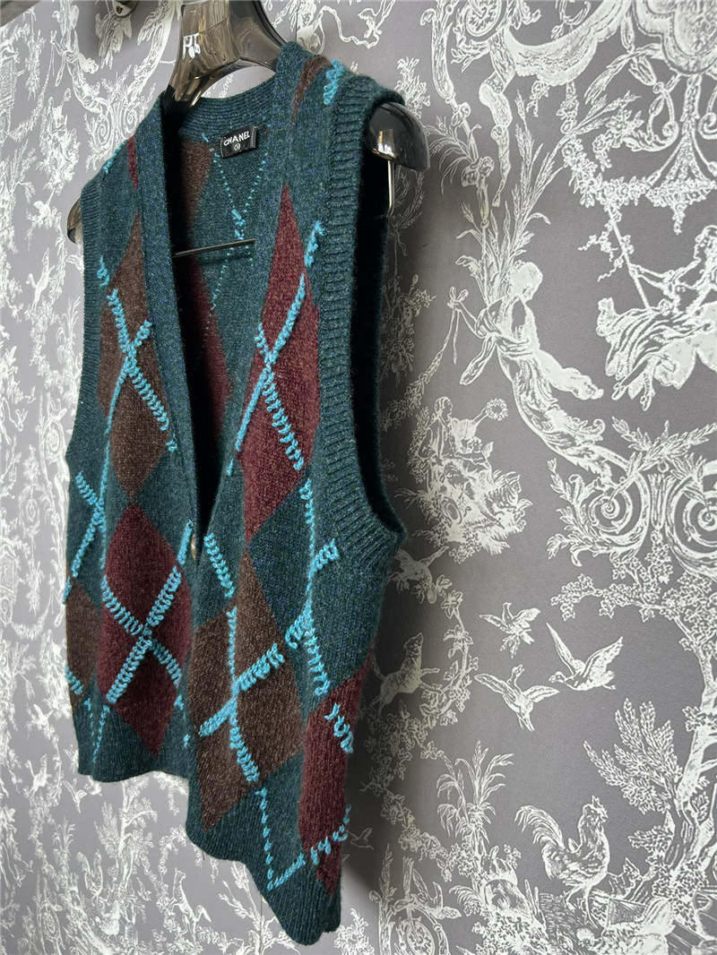 Ch**el cashmere knitted plaid vest replica clothes