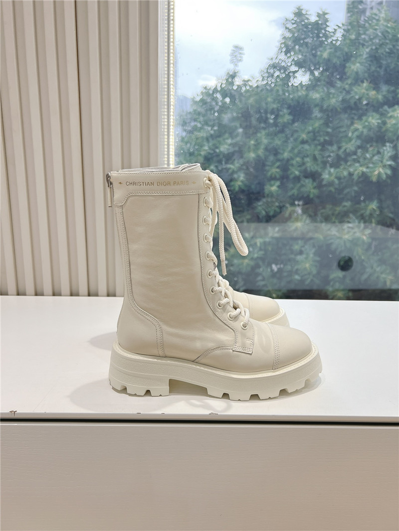 D10r platform lace-up leather boots
