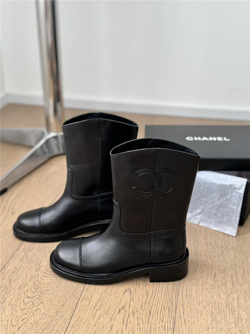 Ch**el women¡¯s logo calfskin ankle boots