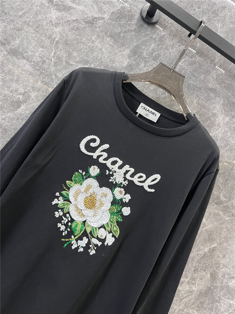Ch**el round neck long sleeve t-shirt replica d&g clothing