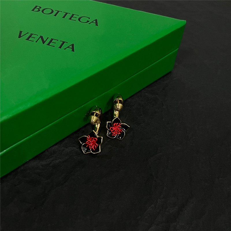 b0tt*ga Ven*ta new earrings