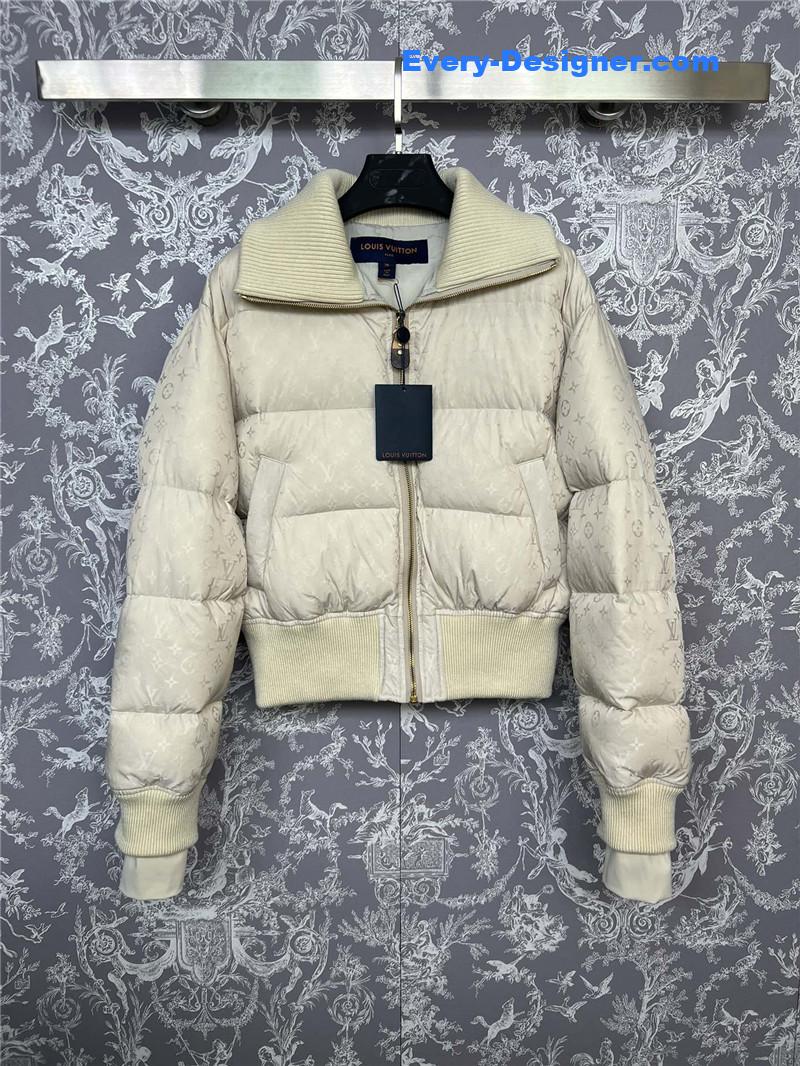 l0vis Vvtt0n lv logo obscure stand collar jacket replica clothes