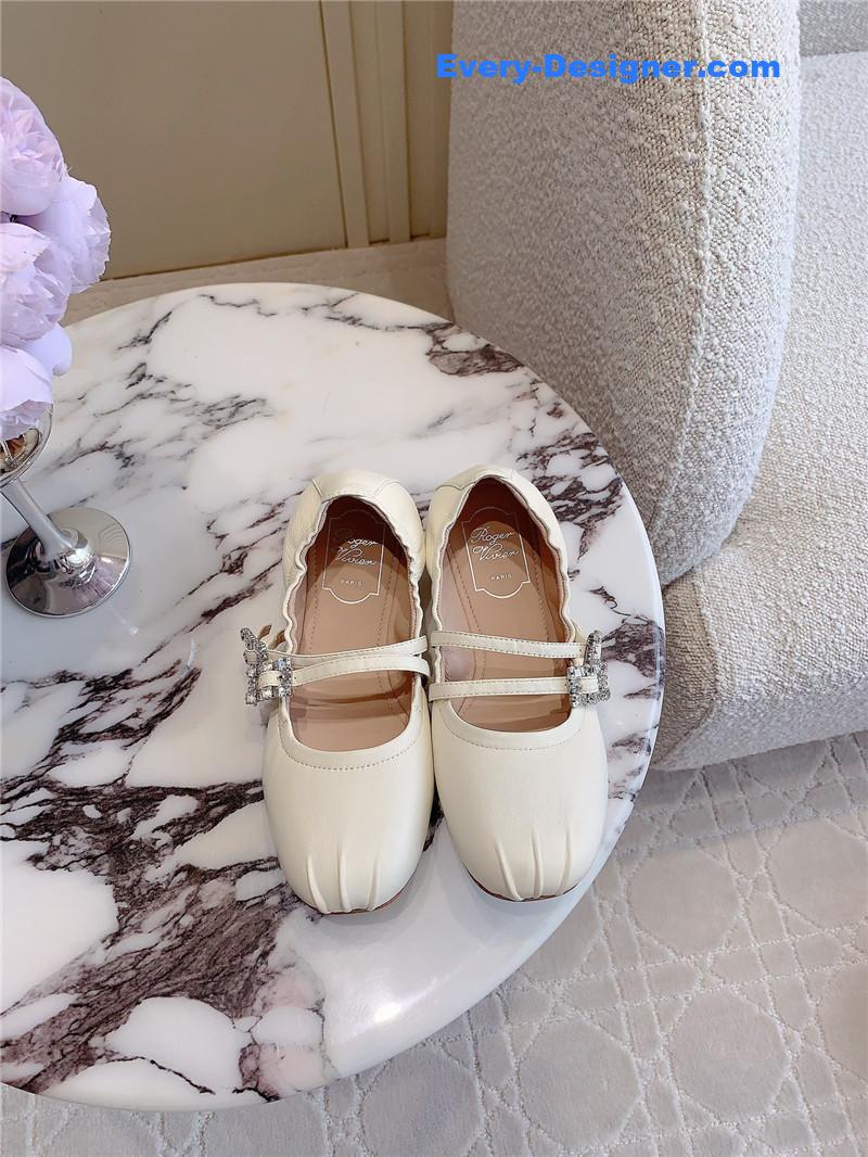 roger u1u1er mary janes in off-white nappa leather