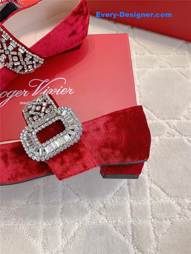 roger u1u1er belle u1u1er mary janes in velvet red